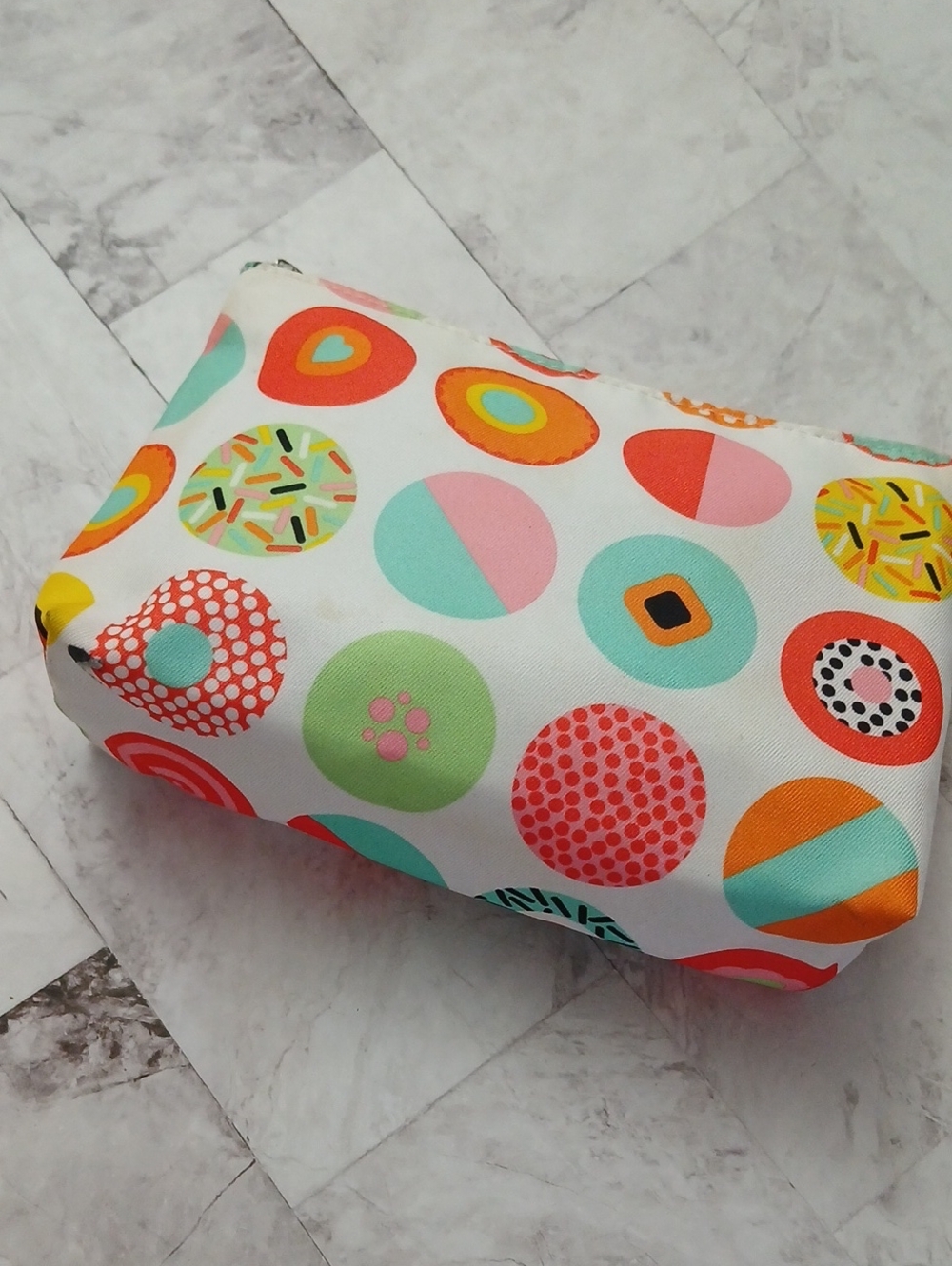 Clinique White Cosmetic Bag with Multicolor Dot Pattern